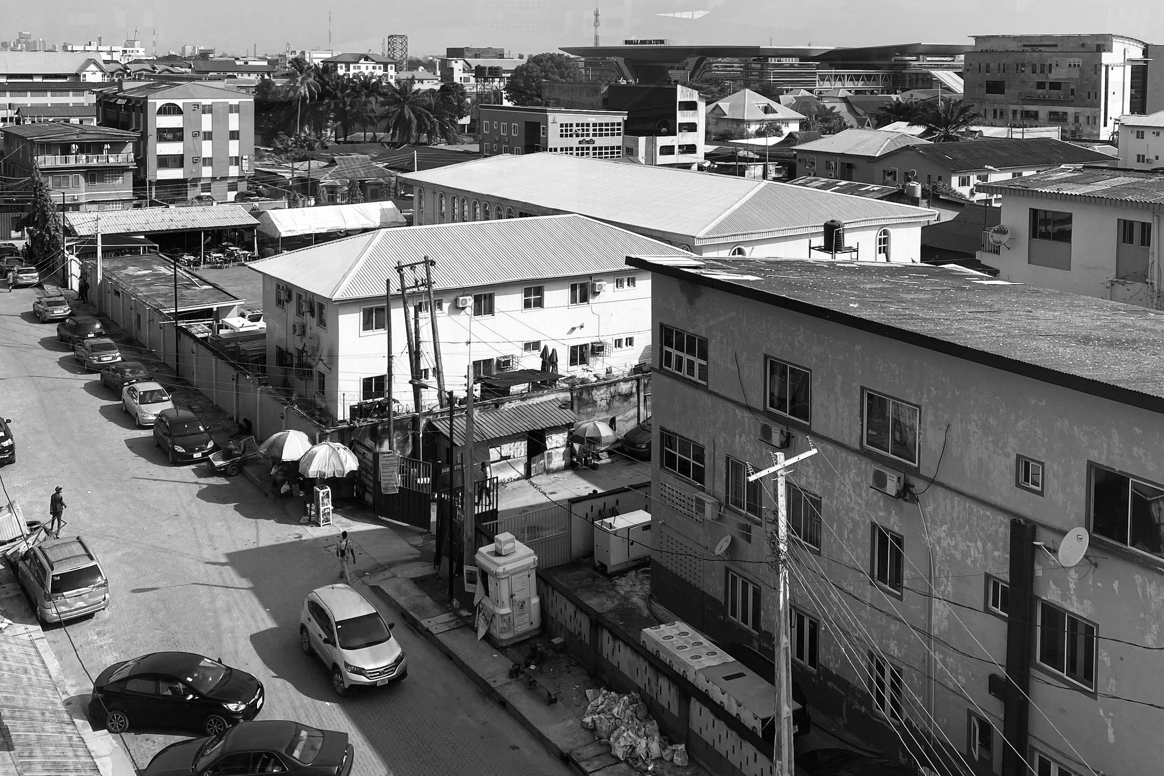 A Nigerian city street, in black and white